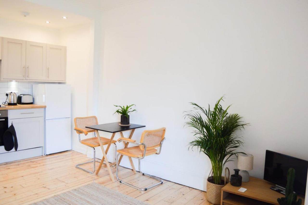 Modern 1 Bedroom Flat In The Heart Of EDI Exteriér fotografie